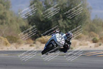 media/Nov-01-2025-CVMA (Sat) [[fc0f7531b8]]/Race 4-500-400-350 Supersport/